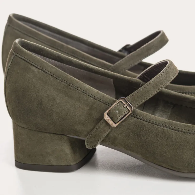 babies_a_talons_kelly_cuir_velours_3-5.webp Toute La Collection | Ballerines & Babies | Reqins BABIES A TALONS KELLY CUIR VELOURS VERT